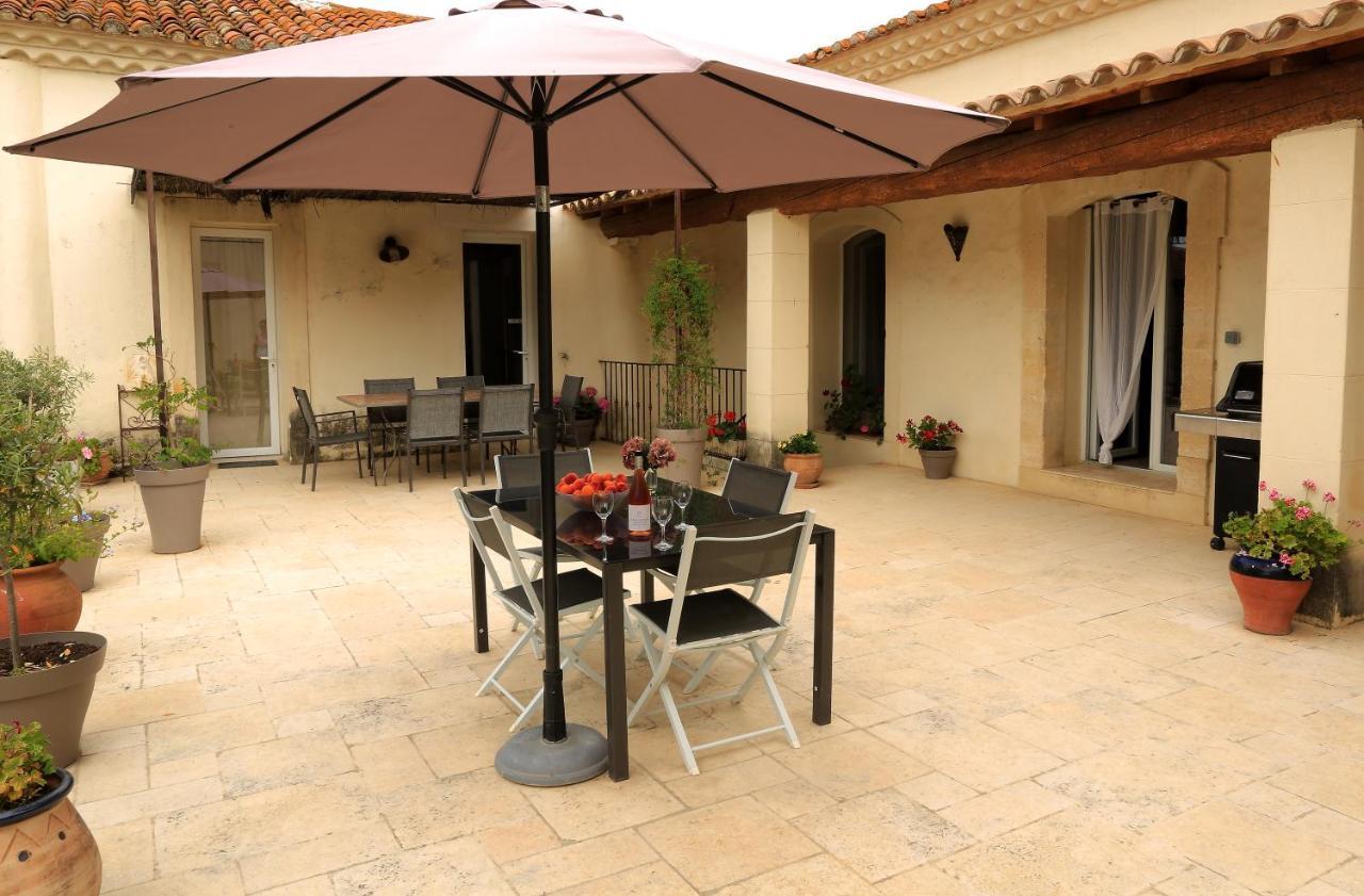 Mas D'Auzieres Bed & Breakfast แซ็ง จิลส์ ภายนอก รูปภาพ
